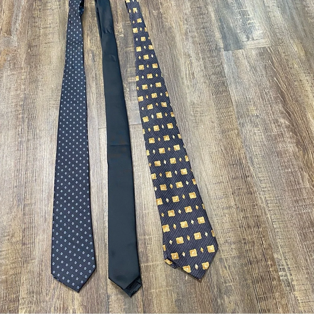 Elegant Black and Gold Men's Lot Ties Parisian Signature, QBrand, Joseph‎ Abboud